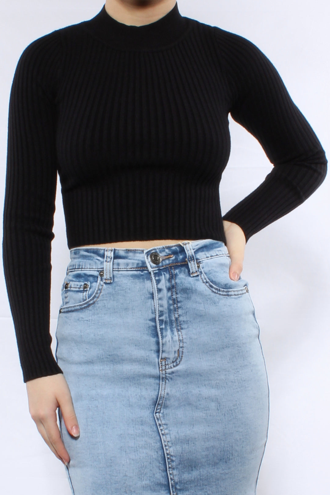 THE ABBEY KNIT TOP